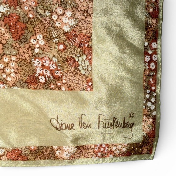 Vintage Diane von Furstenberg Silk Scarf | Floral Print 20.5” x 20.5” DVF scarf - Picture 2 of 4